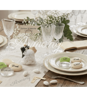 marque place galet en verre personnalisé sur table mariage élégante